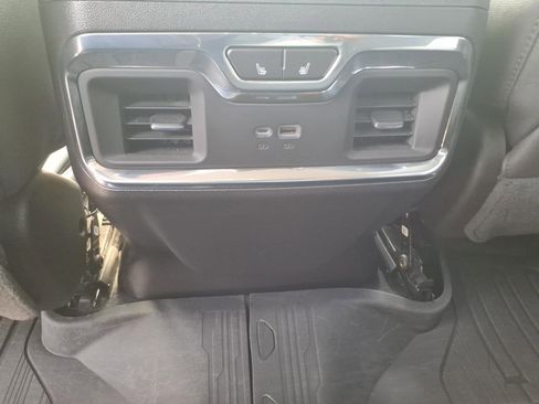 Certified 2023 GMC Sierra 1500 SLT image 13