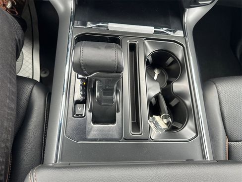 New 2025 Ford F150 Lariat w/ Equipment Group 501A Mid image 25