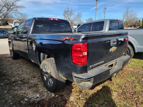Used 2019 Chevrolet Silverado 1500 Custom w/ Custom Convenience Package image 6