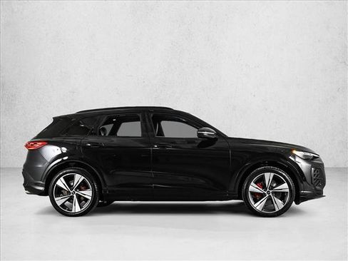 New 2025 Audi SQ5 Premium Plus image 4