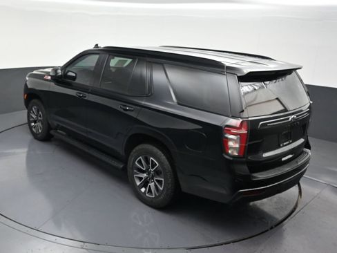 Used 2024 Chevrolet Tahoe Z71 w/ Luxury Package AWD/4WD image 18