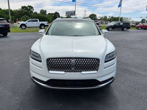 Used 2022 Lincoln Nautilus Reserve w/ Equipment Group 201A AWD/4WD image 2