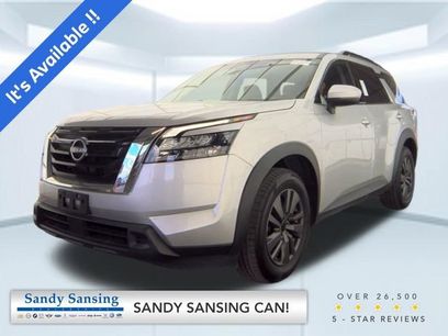 Used 2024 Nissan Pathfinder SV