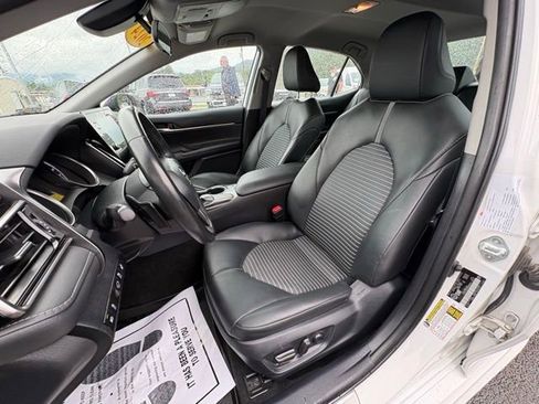 Used 2024 Toyota Camry SE FWD image 25