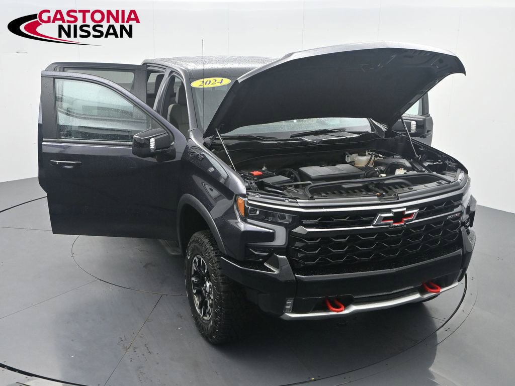 Used 2024 Chevrolet Silverado 1500 ZR2 w/ Technology Package AWD/4WD image 42