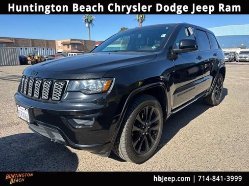 Used 2019 Jeep Grand Cherokee Altitude AWD/4WD image 1