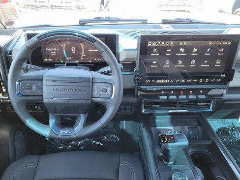 New 2026 GMC Hummer EV 4x4 Crew Cab w/ LPO, Dark Essentials Package image 8