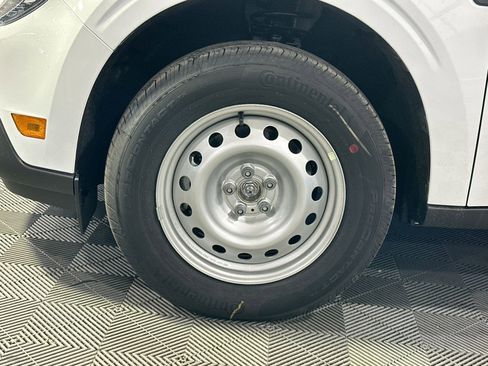 New 2026 Ford Maverick XL image 12