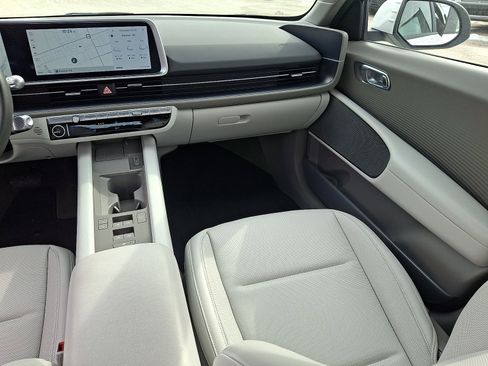 Used 2023 Hyundai Ioniq 6 SEL AWD/4WD image 16