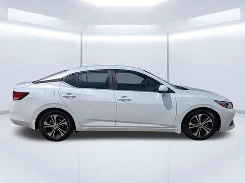 Used 2020 Nissan Sentra SV FWD image 3