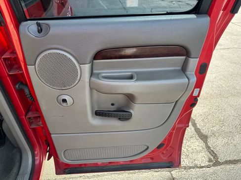 Used 2002 Dodge Ram 1500 Truck Short Bed image 16