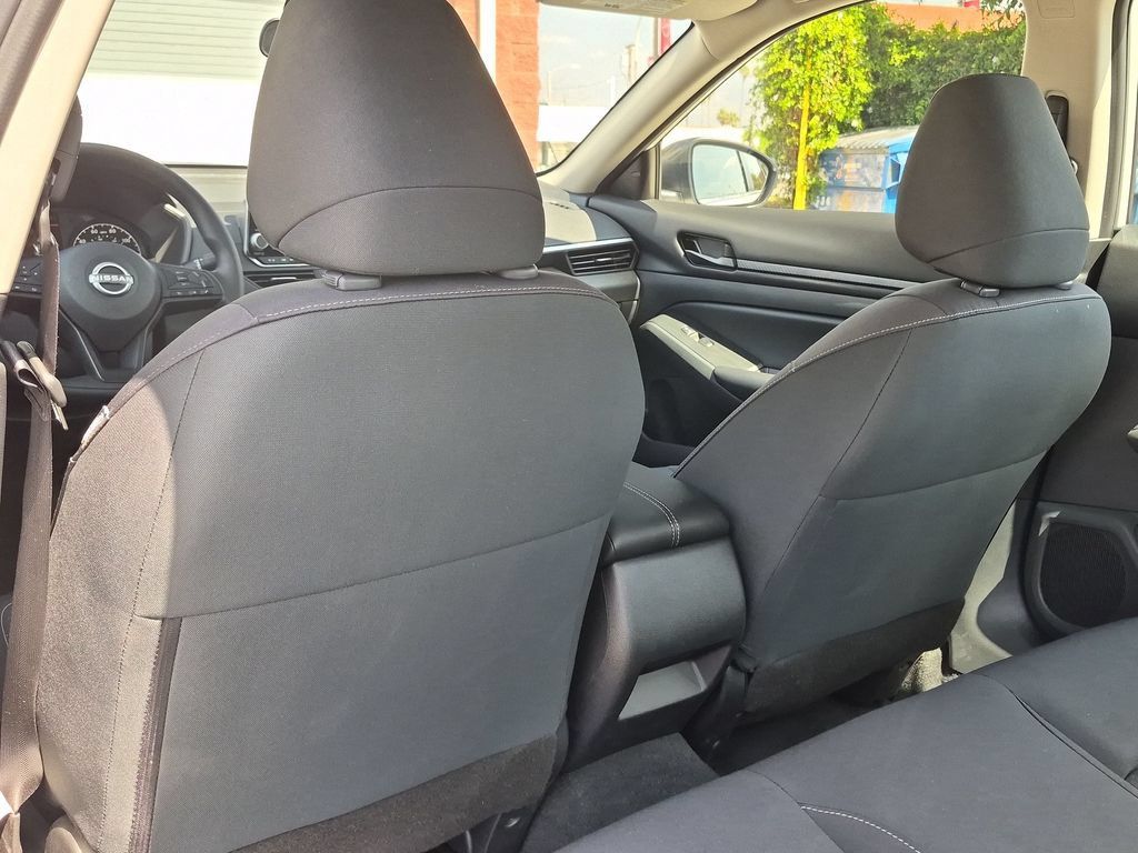Certified 2025 Nissan Altima 2.5 S FWD image 24
