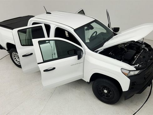 Certified 2024 Chevrolet Colorado W/T w/ WT Convenience Package II image 44