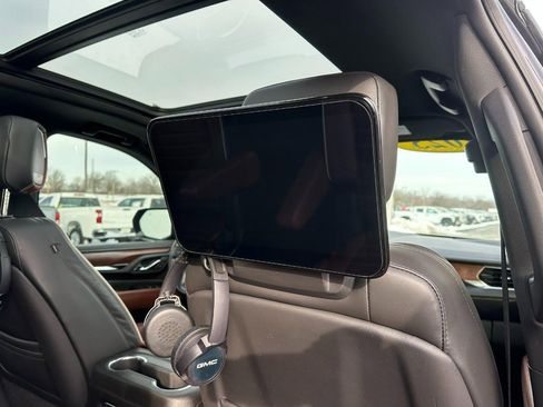 Certified 2023 GMC Yukon XL Denali Ultimate image 12