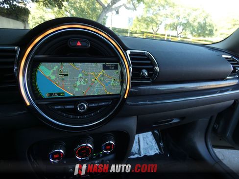 Used 2017 MINI Cooper Clubman FWD image 50