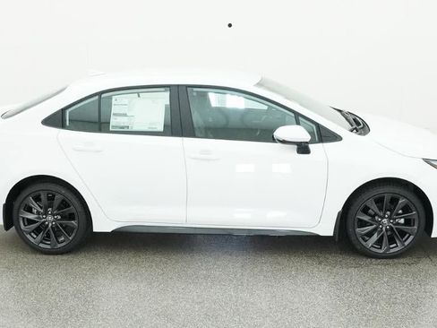 New 2026 Toyota Corolla SE FWD image 11