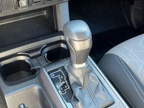 Used 2023 Toyota Tacoma TRD Off-Road image 17