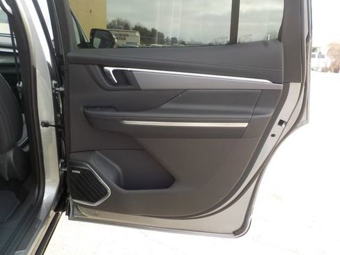 New 2026 Buick Enclave Sport Touring w/ Super Cruise Package image 25