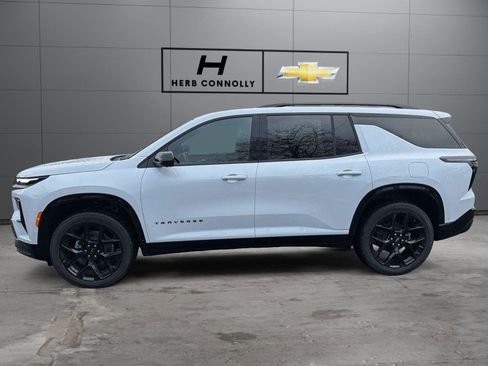New 2026 Chevrolet Traverse RS w/ LPO, Floor Liner Package AWD/4WD image 3