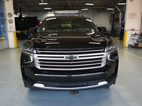 Used 2023 Chevrolet Tahoe High Country AWD/4WD image 2