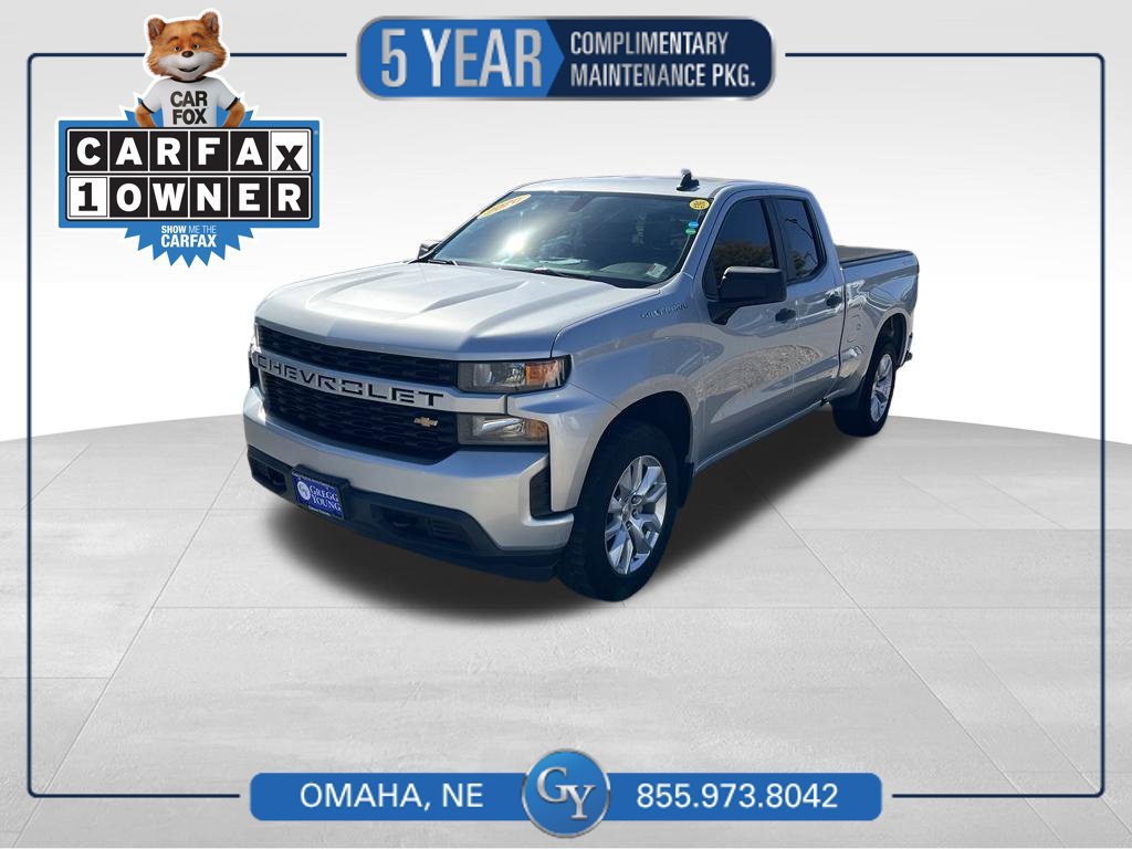 Used 2020 Chevrolet Silverado 1500 Custom w/ Custom Value Package AWD/4WD image 1