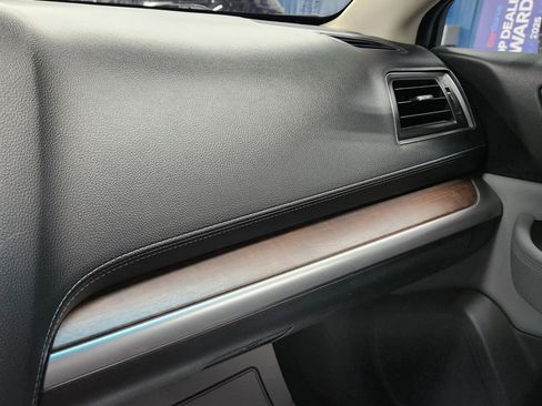 Used 2018 Subaru Outback 2.5i Limited image 38