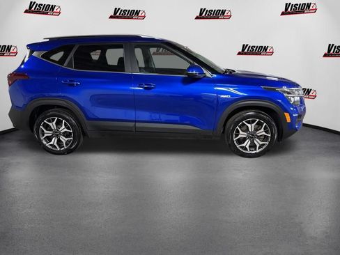 Used 2023 Kia Seltos EX AWD/4WD image 4