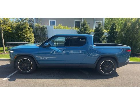 Used 2025 Rivian R1T Adventure AWD/4WD image 2