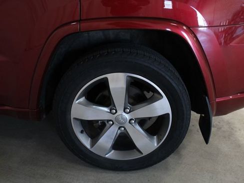 Used 2015 Jeep Grand Cherokee Overland AWD/4WD image 28