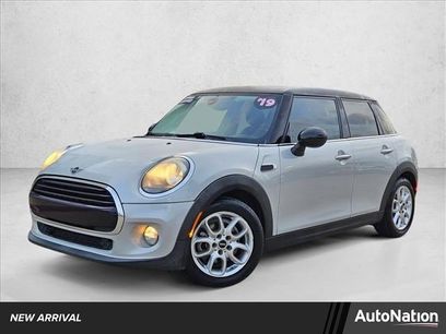 Used 2019 MINI Cooper 4-Door Hardtop w/ Signature Upholstery Package