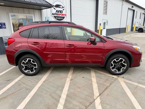 Used 2016 Subaru Crosstrek 2.0i Limited image 9