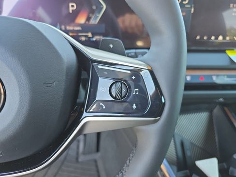 Used 2025 BMW X3 xDrive30i w/ Premium Package image 23