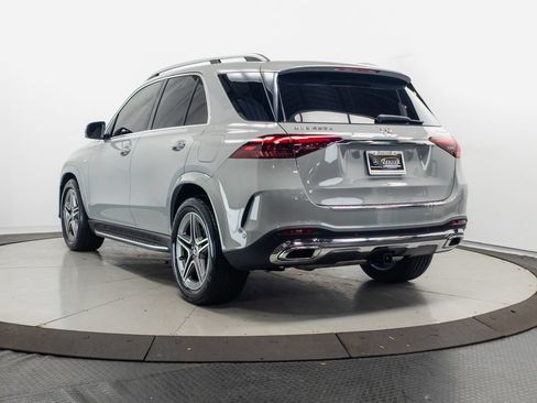 Used 2025 Mercedes-Benz GLE 450e 4MATIC image 29