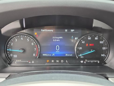 Used 2023 Ford Explorer XLT AWD/4WD image 14