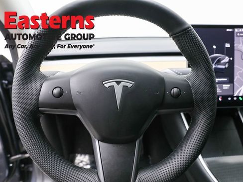 Used 2020 Tesla Model Y Long Range image 10