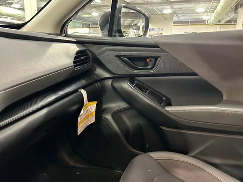 Used 2026 Subaru Crosstrek 2.5i Premium AWD/4WD image 19