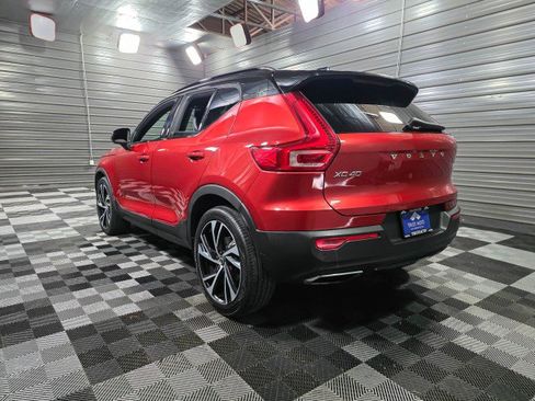 Used 2020 Volvo XC40 T4 R-Design w/ Protection Package Premier image 7
