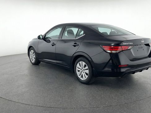 Used 2025 Nissan Sentra S FWD image 6