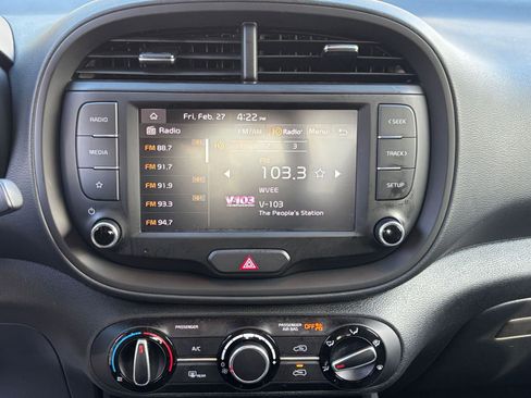 Used 2025 Kia Soul LX w/ LX Technology Package image 20