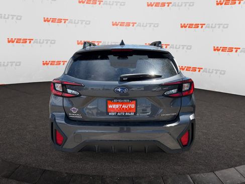 Used 2024 Subaru Crosstrek 2.0i Premium AWD/4WD image 4
