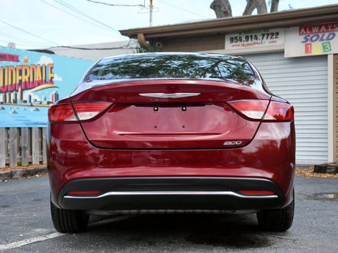 Used 2015 Chrysler 200 Limited FWD image 28