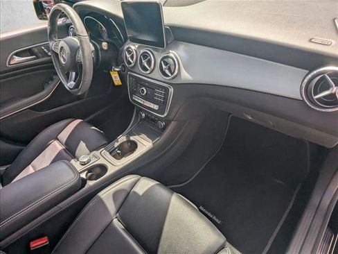 Used 2019 Mercedes-Benz CLA 250 image 19