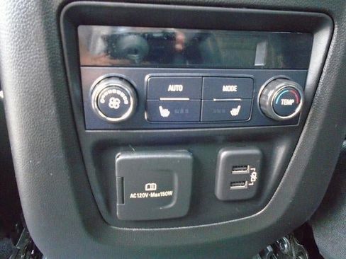 Used 2022 Buick Enclave Avenir w/ LPO, Floor Liner Package AWD/4WD image 26