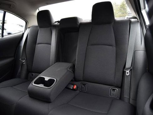 Used 2025 Toyota Corolla LE image 19