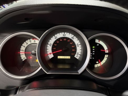 Used 2015 Toyota Tacoma TRD Pro w/ TRD Sport Package image 14