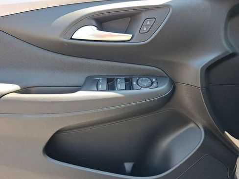 New 2026 Buick Envista Preferred FWD image 9