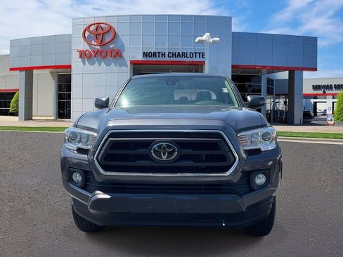 Used 2021 Toyota Tacoma SR5 RWD image 3