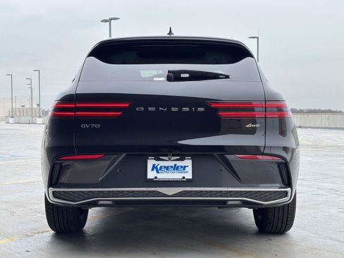 New 2026 Genesis GV70 2.5T Advanced AWD/4WD image 4