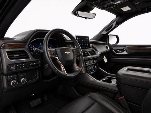 Used 2023 Chevrolet Tahoe High Country w/ LPO, Illumination Package AWD/4WD image 14