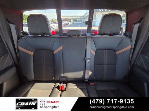 Used 2025 GMC Canyon AT4 AWD/4WD image 28